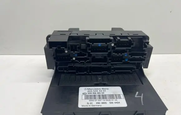 Mercedes-Benz C W203 Comfort/convenience module 2035454201 5DK00848554