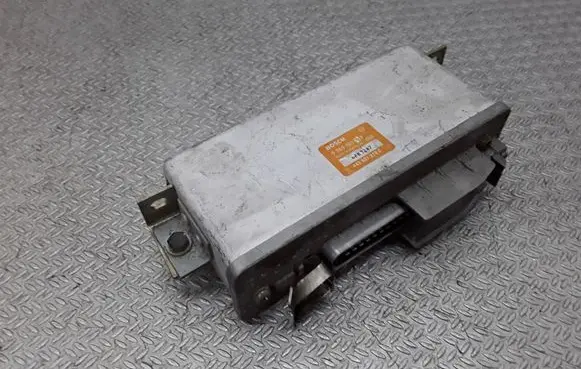 Audi 80 90 S2 B4 ABS control unit/module 0265100037 443907379C