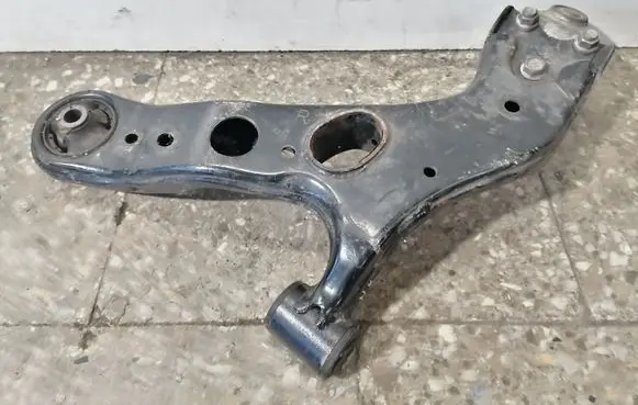 Lexus NX Front lower control arm/wishbone W0803206