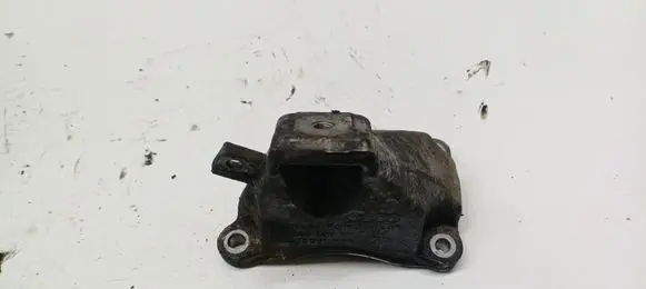 Audi A4 S4 B7 8E 8H Engine mounting bracket 8E0199308