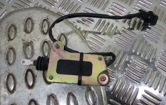 KIA Sportage Central locking motor DL005