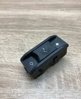 BMW 5 E60 E61 Sunroof switch 6907288