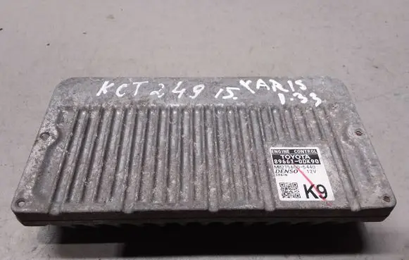 Toyota Yaris Engine control unit/module 896610DK90