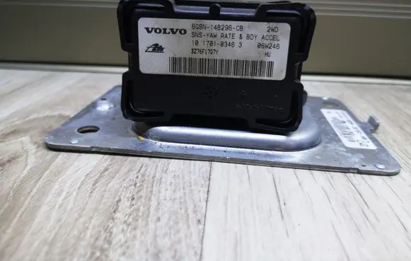 Volvo S80 ESP acceleration yaw rate sensor 6G9N14B296CB