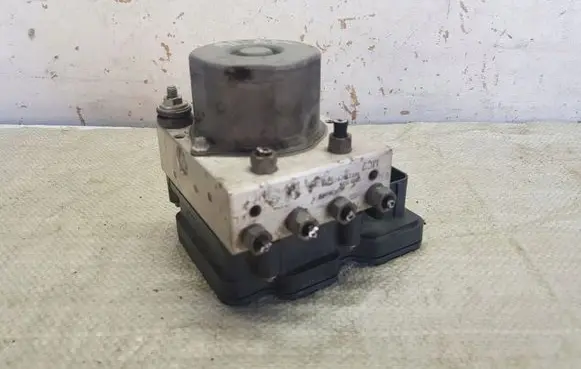 Opel Adam ABS Pump 13438966