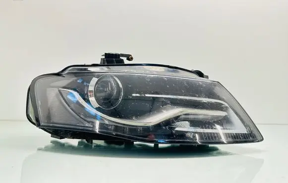 Audi A4 S4 B8 8K Headlight/headlamp 61446112 4461122R