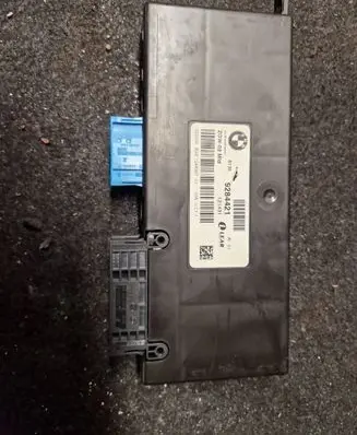 BMW 5 F10 F11 Gateway control module 9284421 121431