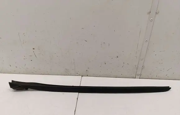 BMW 2 F44 Windshield trim 7475979