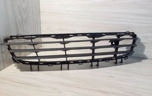 Opel Astra H Front bumper lower grill 24460271 375768702
