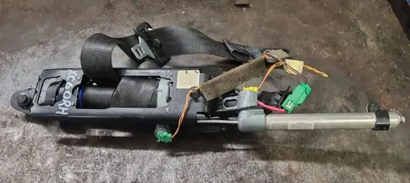 Volvo XC60 Front seatbelt P39803977