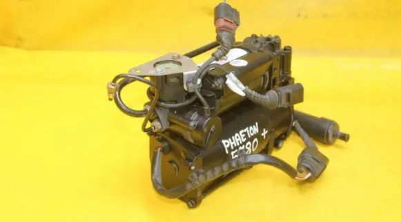 Volkswagen Phaeton Pneumatic air compressor holding bracket 3D0616005L