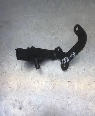 Opel Insignia A Vacuum valve 55566127