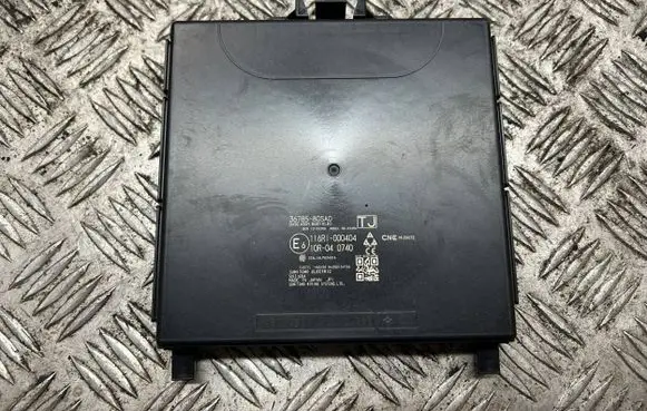 Suzuki Swift III Comfort/convenience module 3678580SA0