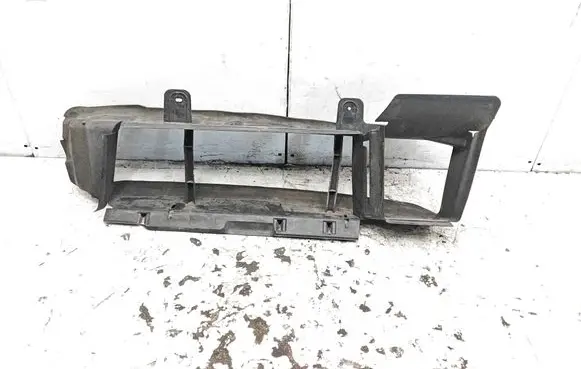 Ford Focus Intercooler air guide/duct channel F1EB8314AB F1EB8314EA