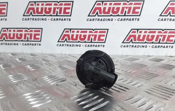 Audi A3 S3 8V Airbag deployment crash/impact sensor 5Q0959354