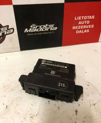 Skoda Octavia Mk2 (1Z) Gateway control module 1K0907530H