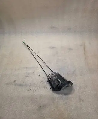 Toyota Yaris Front door lock 