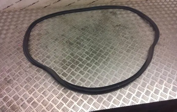 Hyundai Bayon Trunk rubber seal (body) 