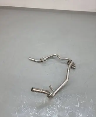 Cupra Formentor Engine coolant pipe/hose 05e121497a