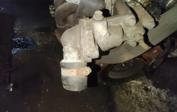 Mitsubishi Carisma Engine coolant pipe/hose