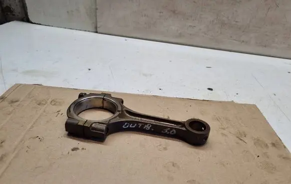 Subaru Outback Connecting rod/conrod 941