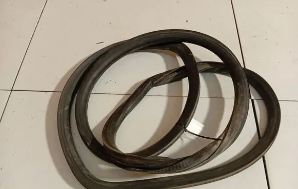 Seat Toledo III (5P) Rubber seal rear door 
