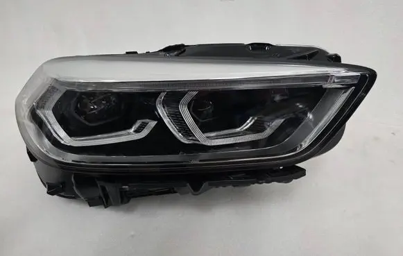 BMW 1 F40 Headlights/headlamps set 5A1E084