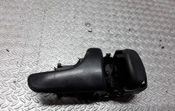 Rear door interior handle