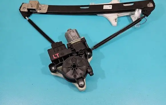 Seat Arona Rear door window regulator with motor 6F0839461C IMPRK1473389