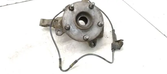 Toyota Avensis T250 Front wheel hub spindle knuckle
