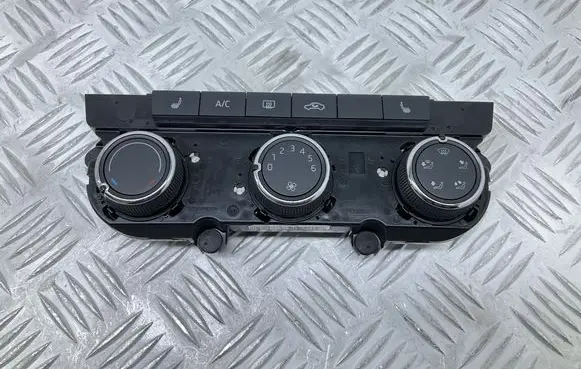 Skoda Octavia Mk3 (5E) Climate control unit 5E0820047S