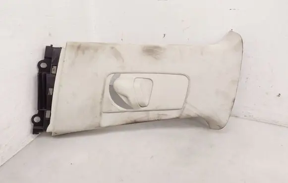 (B) pillar trim (top)