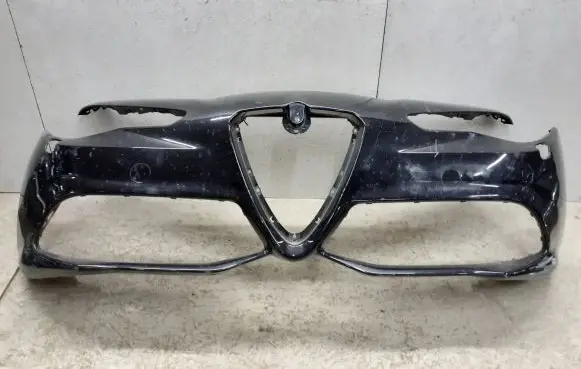 Alfa Romeo Giulia Front bumper