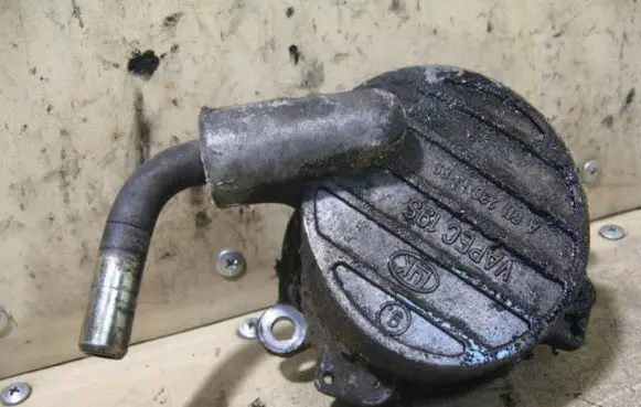 Mercedes-Benz Vito Viano W638 Vacuum pump A611230 22CDI 65VAPEC19S