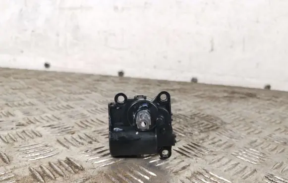 Hyundai Santa Fe Air flap motor/actuator D322JY9AA05