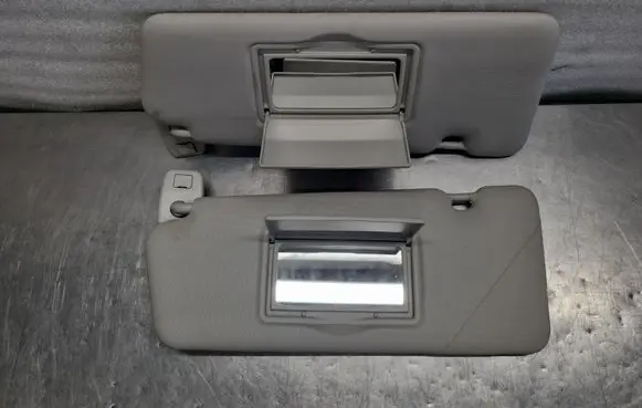 Renault Clio IV Sun visor 964012136R