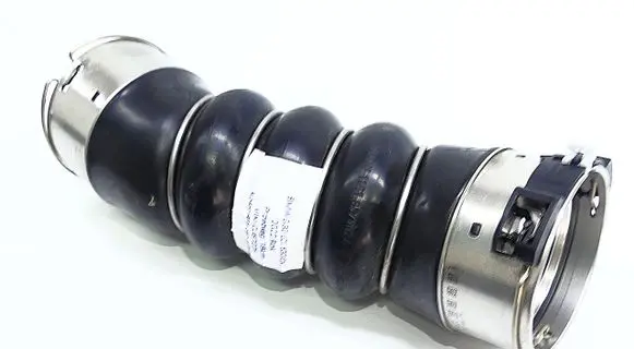 Intercooler hose/pipe