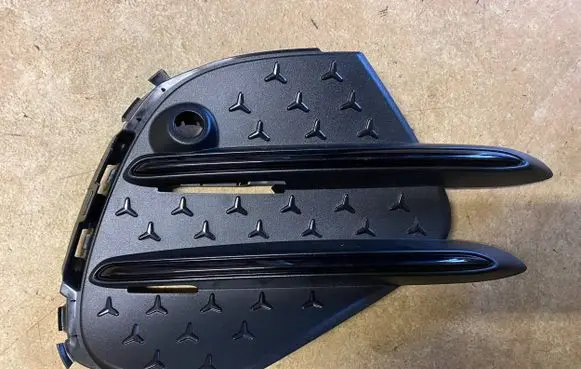 Mercedes-Benz V Class W447 Front bumper lower grill A4478802305