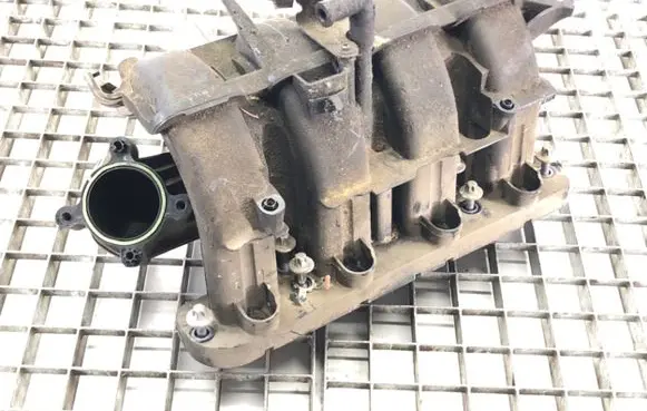 Opel Corsa E Intake manifold
