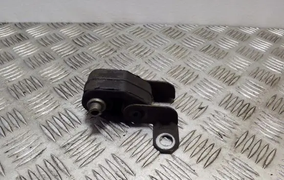Volkswagen Transporter - Caravelle T5 Muffler mount bracket/holder 7H0253144C