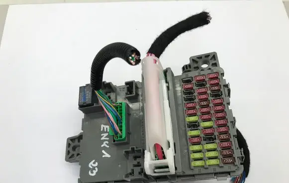 Honda e:Ny1 Fuse module 31AE010 KXB0035S