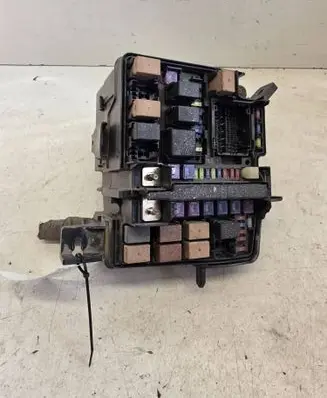 Hyundai Sonata Fuse module 912004R010