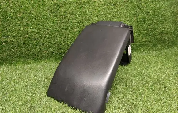 Volvo XC70 Armrest 39870952
