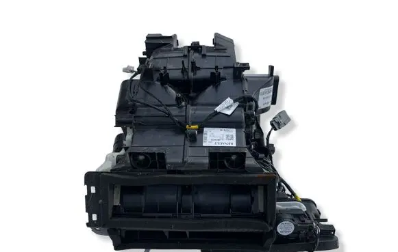 Renault Clio V Interior heater climate box assembly 272705761R