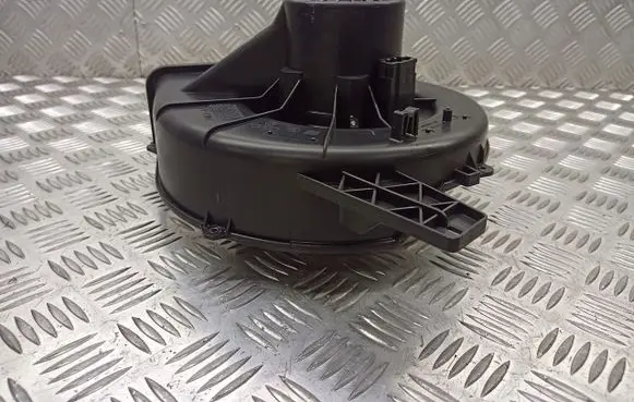 Seat Ibiza III (6L) Front door blower motor 6Q1820015G