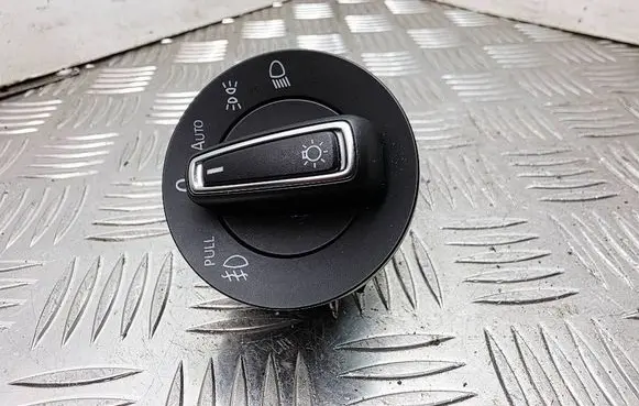 Volkswagen Atlas Light switch 5GM941431B