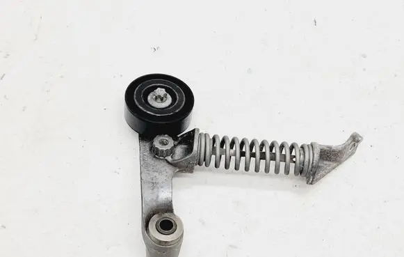 Mercedes-Benz B W246 W242 Generator/alternator belt tensioner A6512000570 6512000570