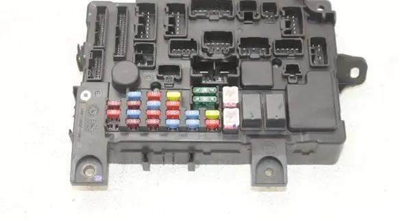 Mitsubishi Outlander Fuse module 8637A885