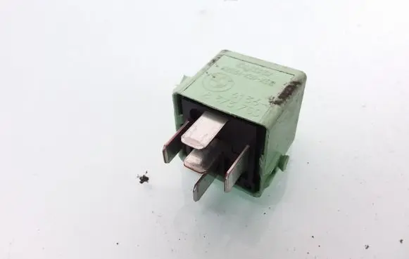 BMW X5 E53 Other relay 8373700