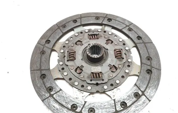 Peugeot 3008 II Clutch pressure plate 98208798